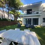 Villa Peonia Valamar Durrës