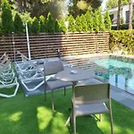 Peonia Valamar Villa