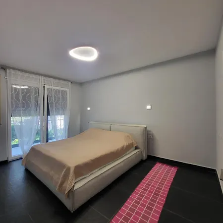 Вилла Peonia Valamar Дуррес