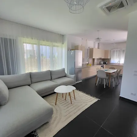 Peonia Valamar Durrës