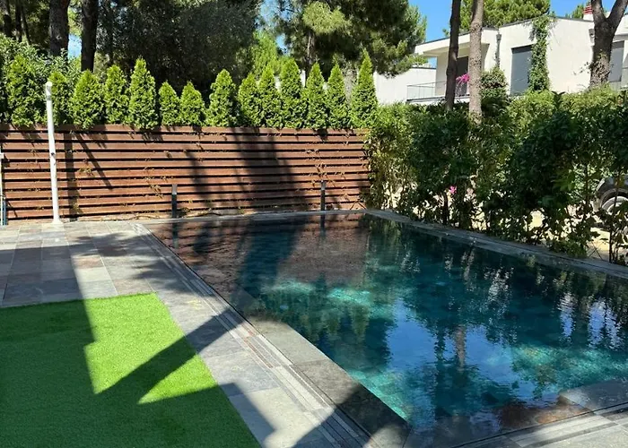 Βίλα Peonia Valamar