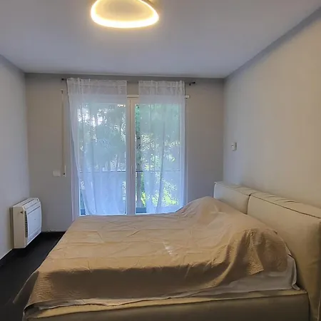 Peonia Valamar * Durrës