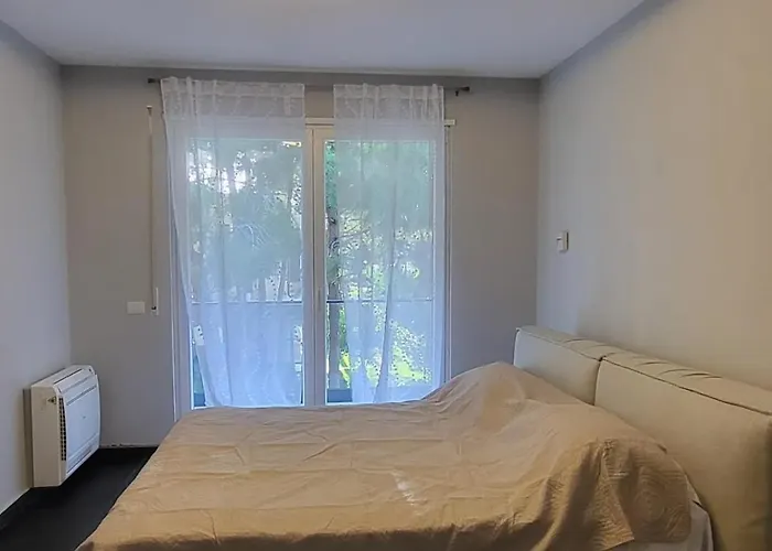 Peonia Valamar * Durrës