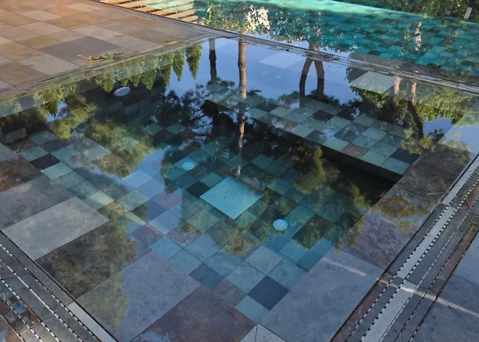 Peonia Valamar Villa Durrës
